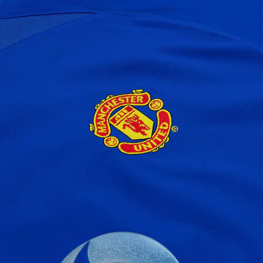 2002-04 Manchester United FC Away