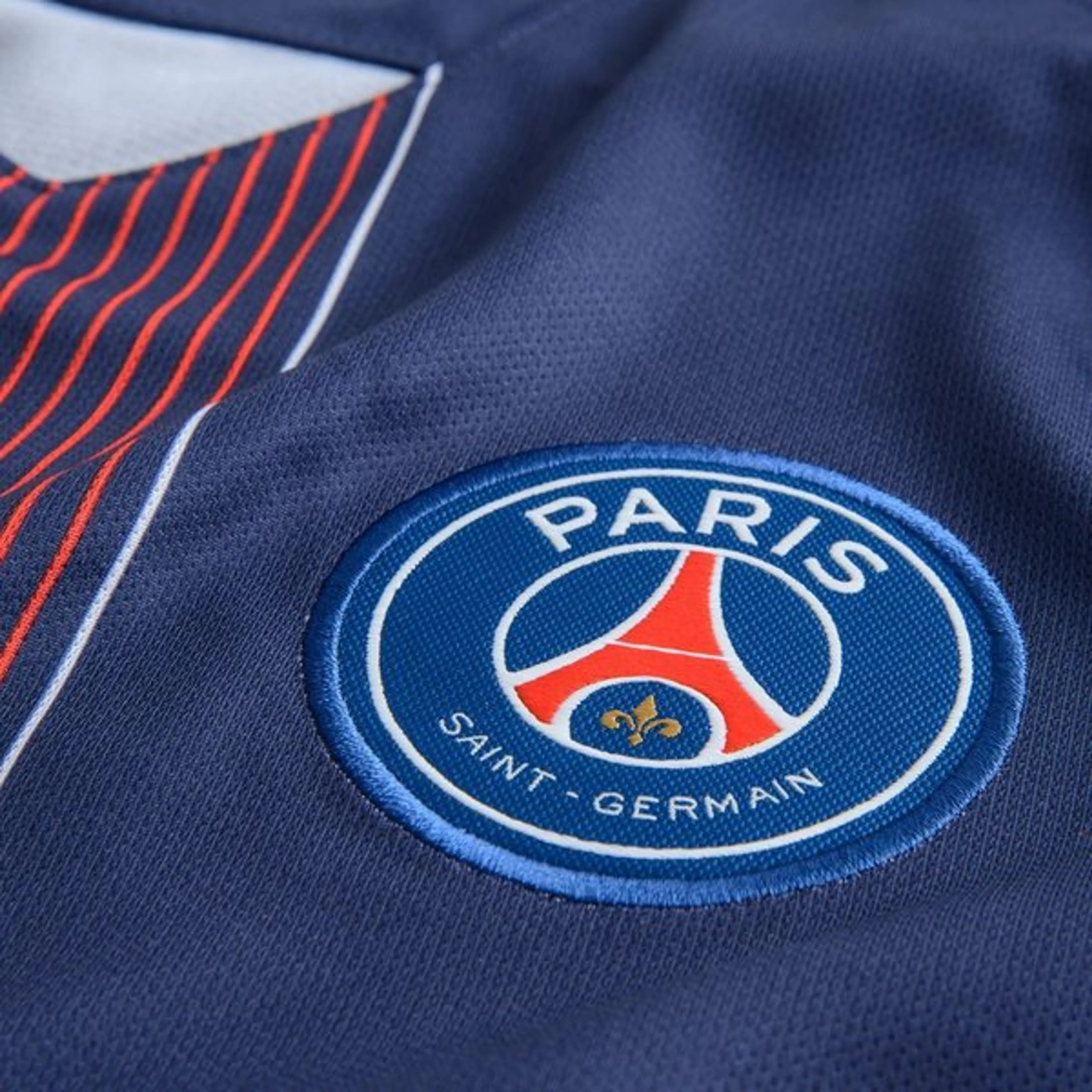 2016-17 Paris Saint-germain Home