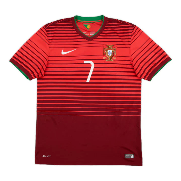 Maillot domicile du Portugal 2014
