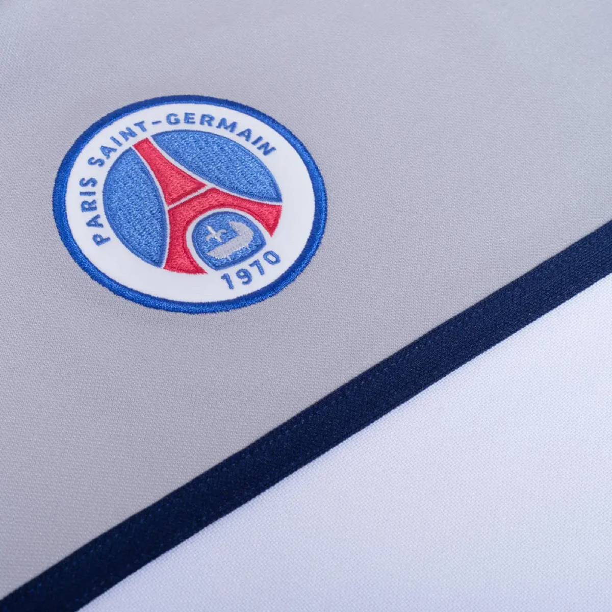 2000-01 Paris Saint-germain Away